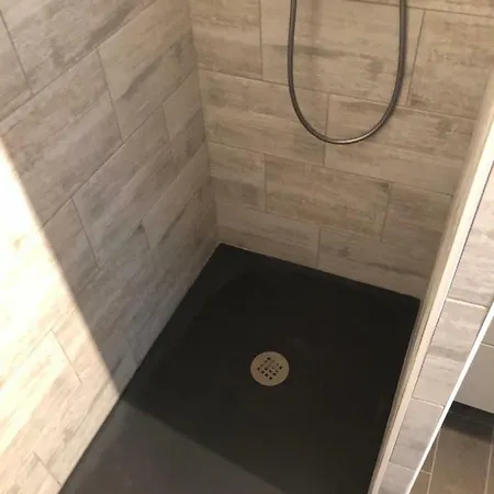 شقة T1 Centre Ville De قرقشونه
